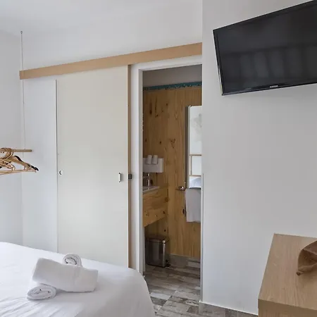 Le 126 Hotel Frejus