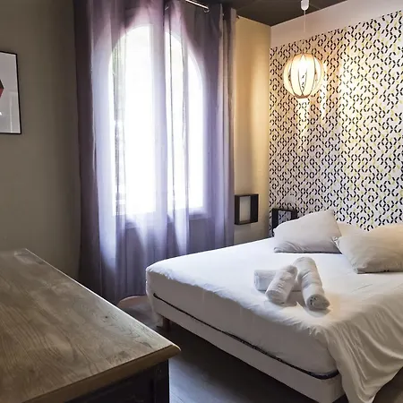 Hotel Le 126 Frejus
